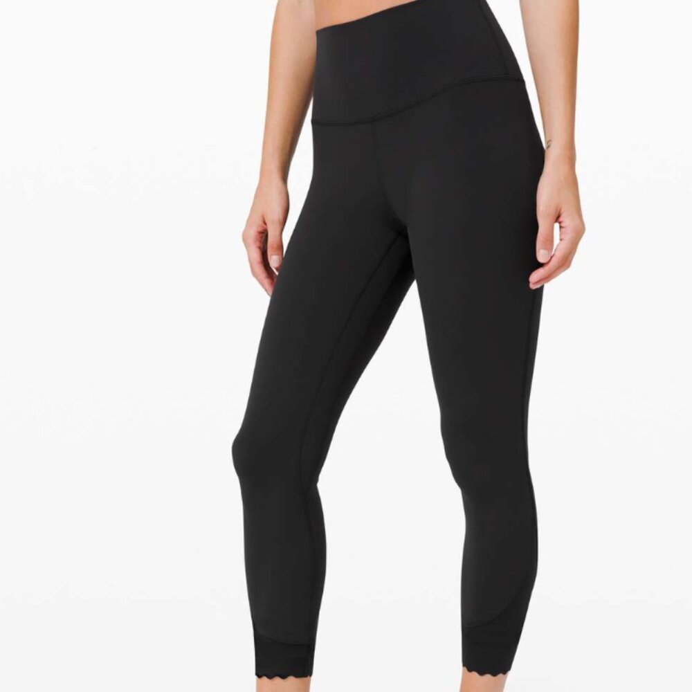 Lululemon Scalloped Edge Leggings - CROPPED 25" in Black